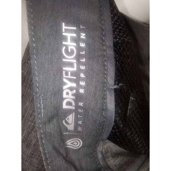 Quicksilver Amphibian Shorts Size 28 - Picture 5 of 9